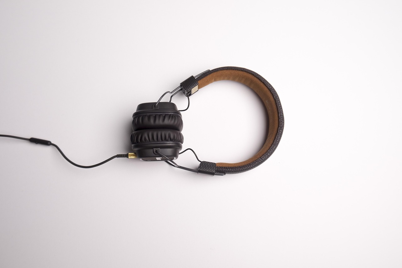 Comment choisir un bon casque audio : guide pratique