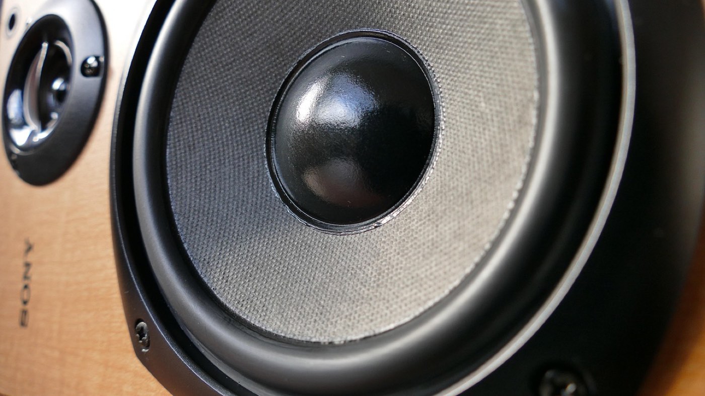 KEF R3 ou Bowers & Wilkins 705 : quelle enceinte choisir