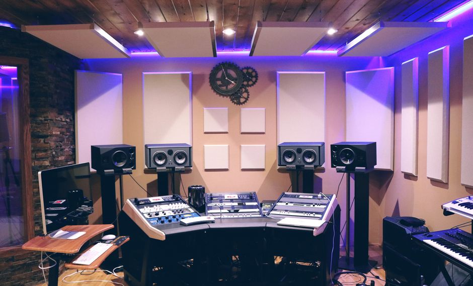 Optimiser placement et traitement acoustique d&rsquo;une pièce