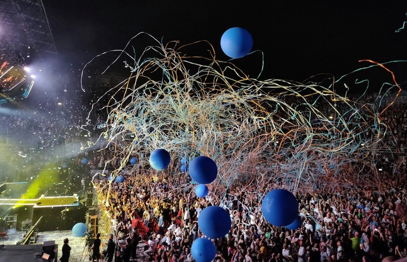 Bâtons de supporter en concert : l&rsquo;ambiance sans ruiner le son