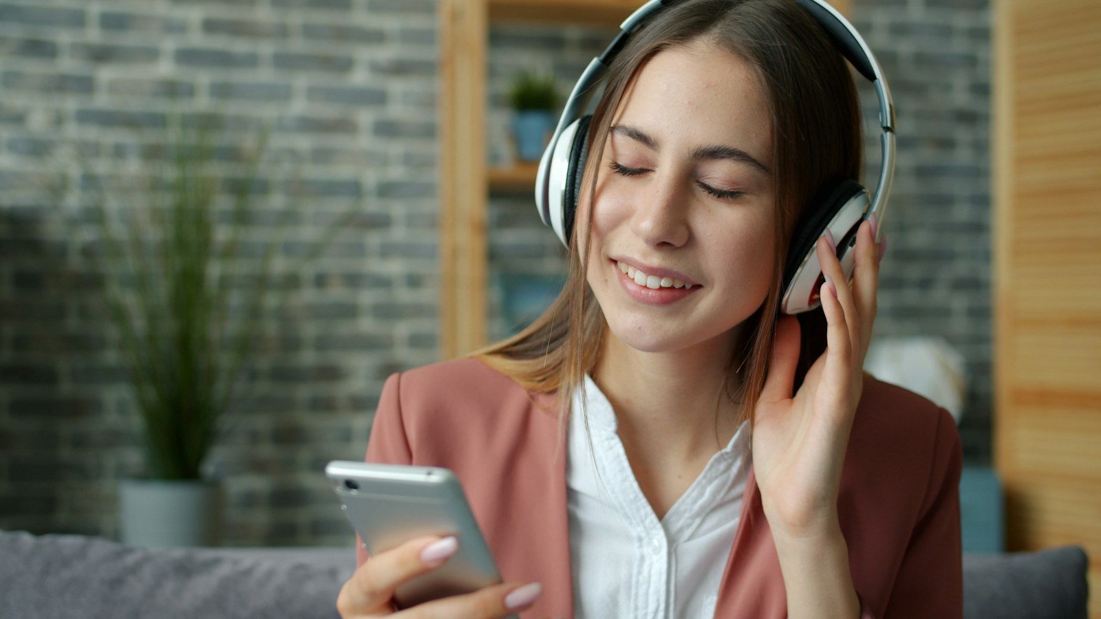 Les amplis Marantz Cinema Series 2 : Révolution ou simple mise à jour ?