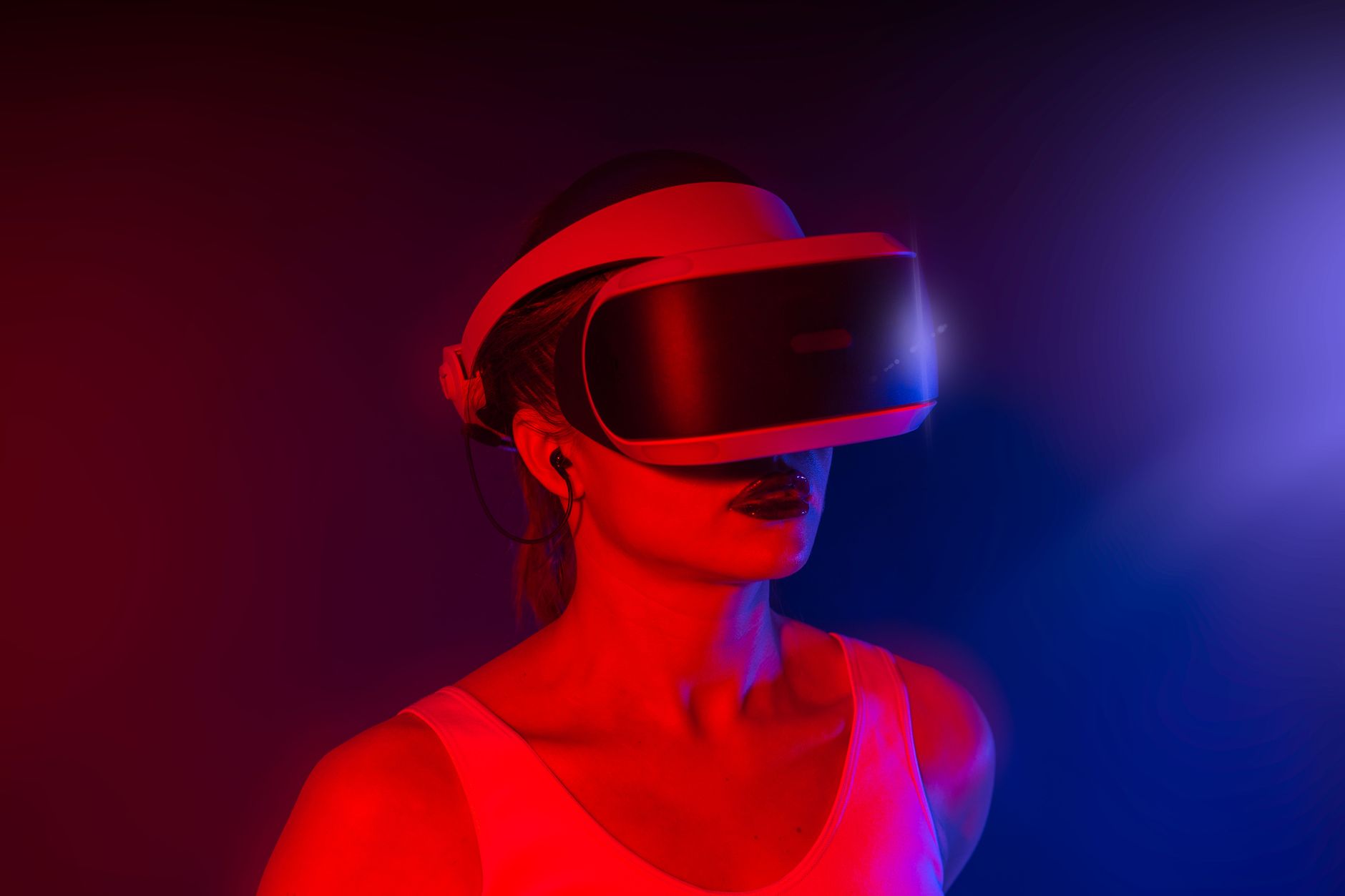Pourquoi l'enceinte Jamo HYG 5 transforme votre écoute en une expérience immersive