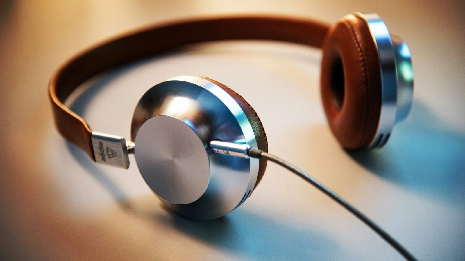 Voyageurs : Quel casque audio choisir entre Sony et Bose ?